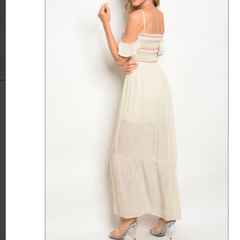 Only 1 Left! Beautiful Boho Maxi Dress - Picture 3 of 7